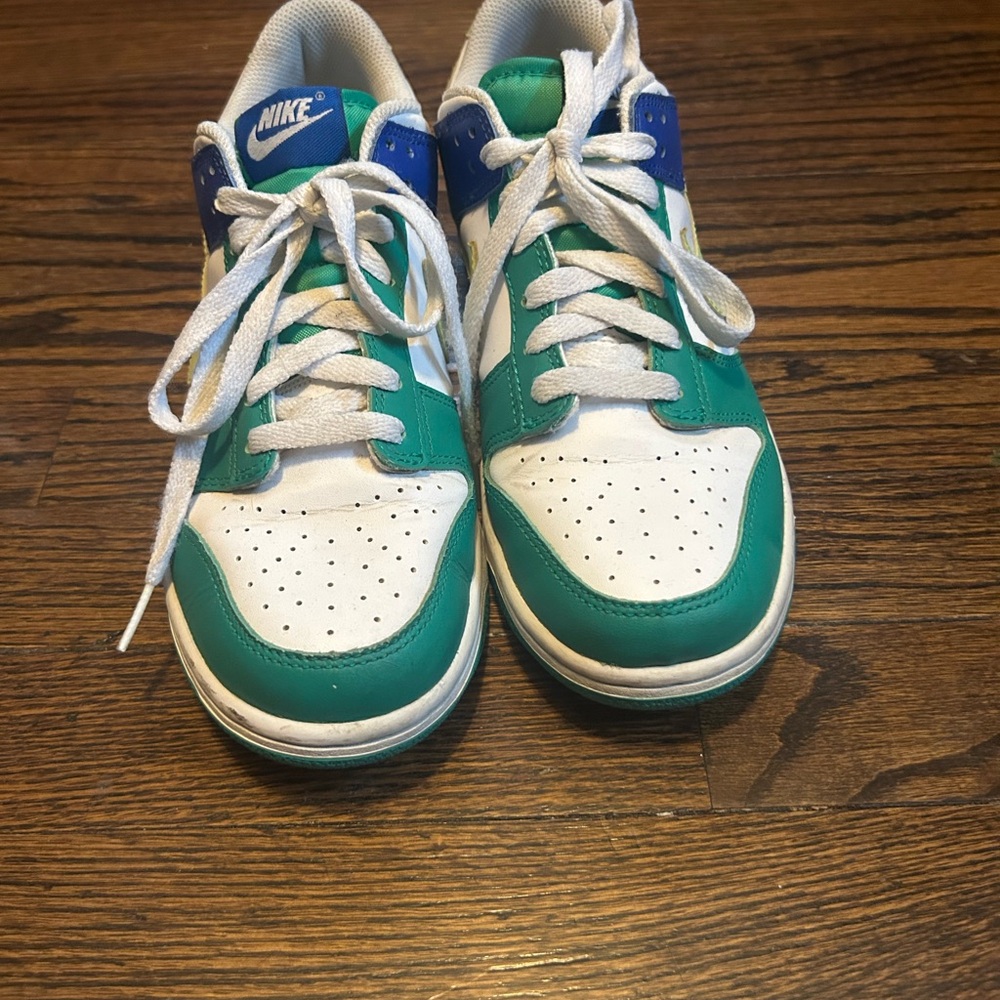 Nike Kids Sneakers - White, Green, and Blue